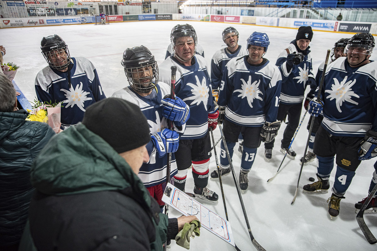 „Sosem felejtettelek el titeket…”
